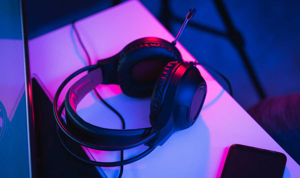 Найкращі навушники 2023 року — Як обрати та на що звернути увагу?