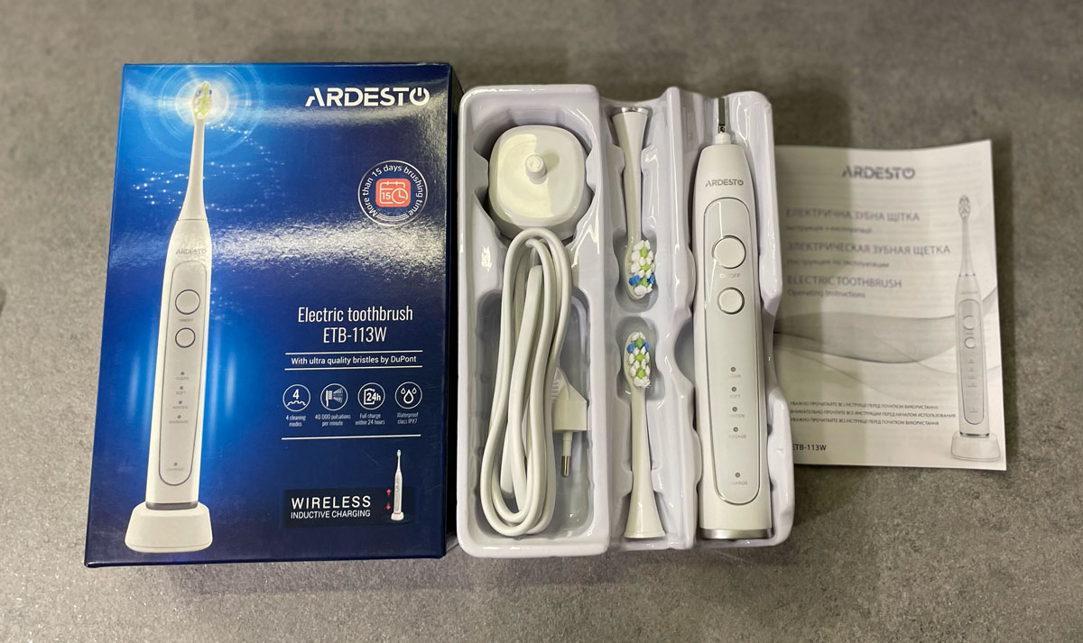 Дизайн щітки Ardesto ETB-113W та огляд можливостей