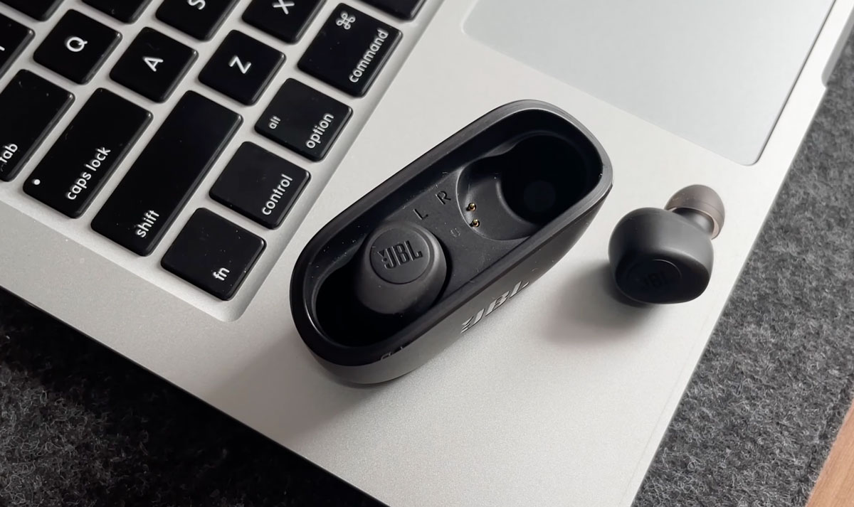 Огляд безпровідних TWS навушників JBL Wave 100 