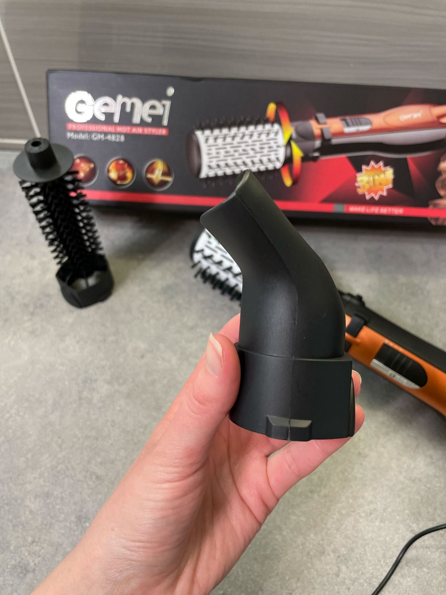Досвід використання стайлера та фена Gemei GM-4828, відгуки