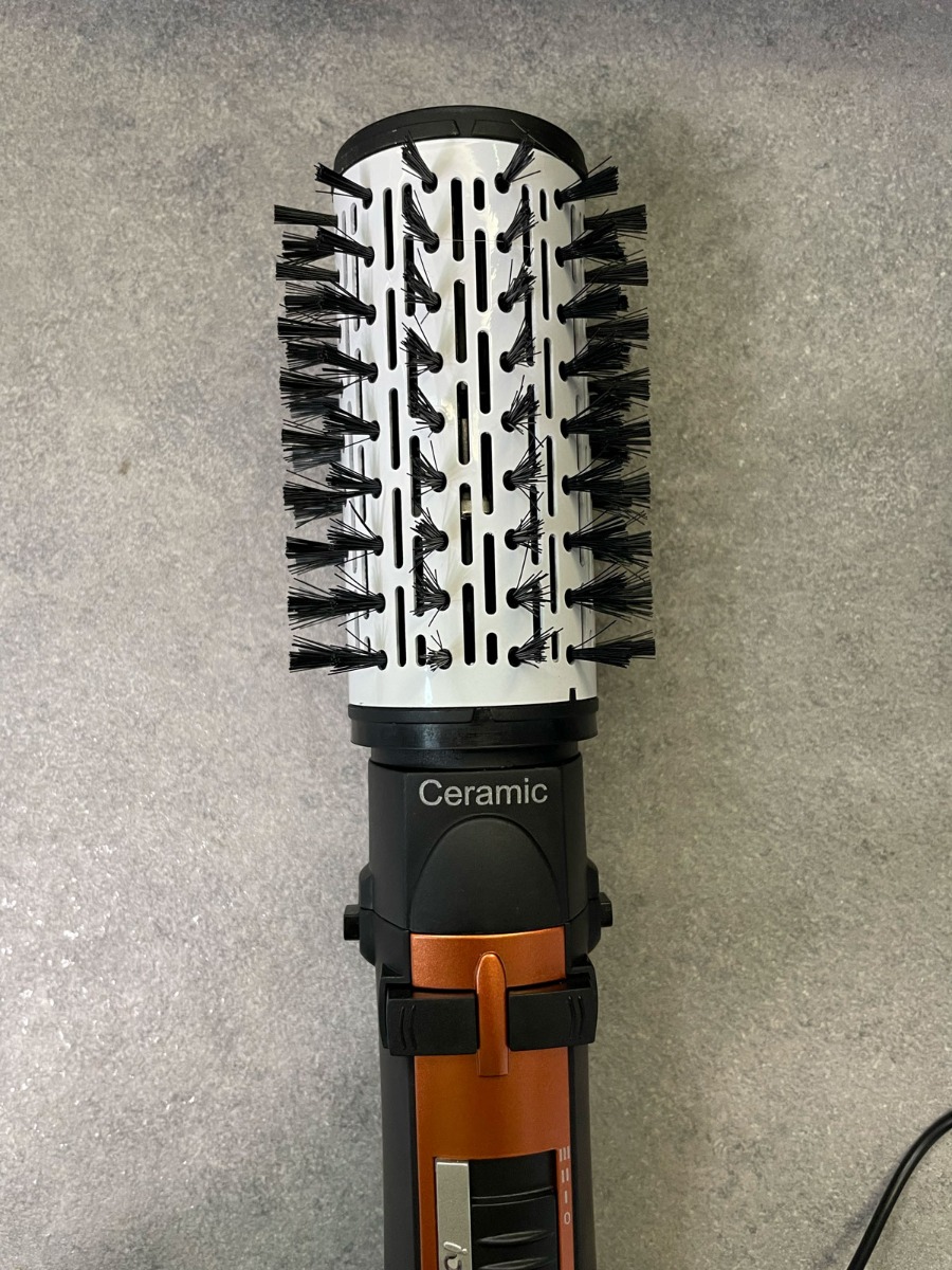 Досвід використання стайлера та фена Gemei GM-4828, відгуки