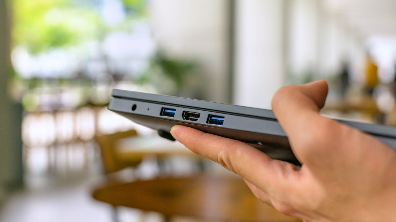 Огляд ноутбука Xiaomi Mi RedmiBook 15 — Ідеальне поєднання продуктивності та доступності