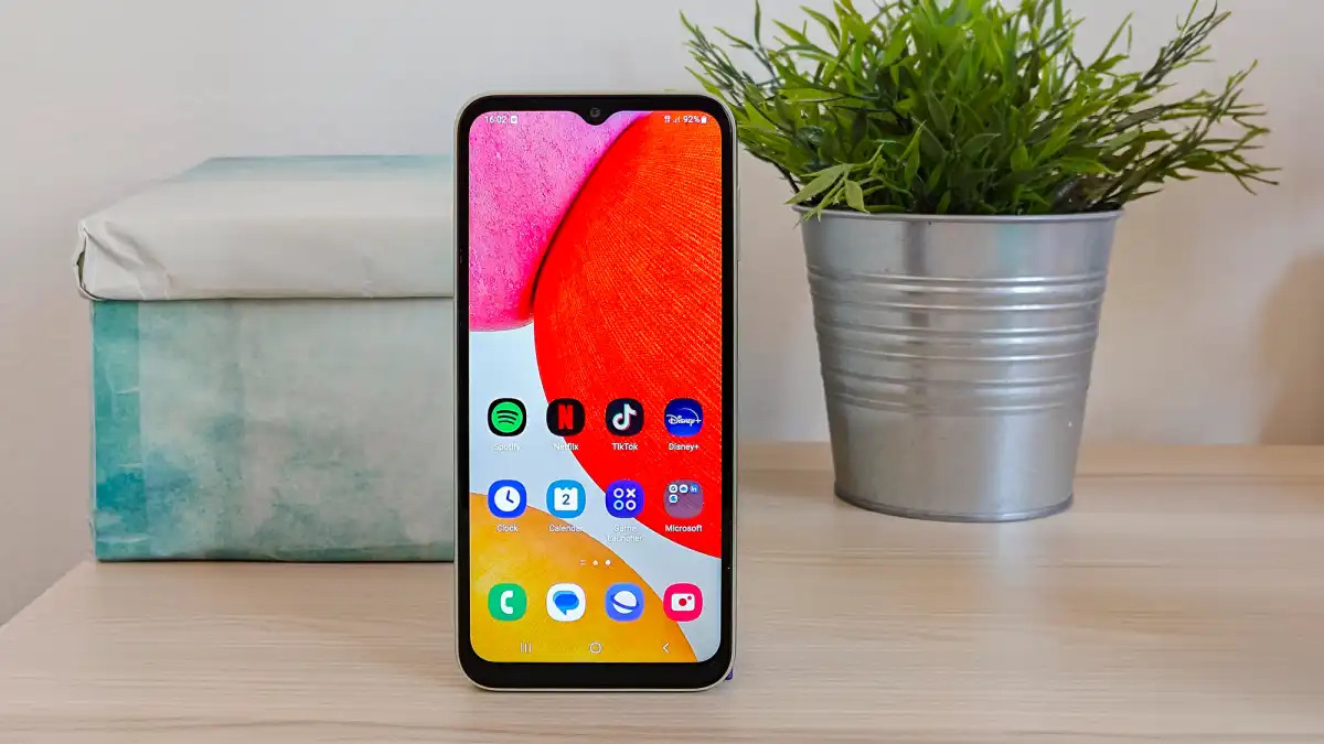 Огляд Samsung Galaxy A14 — Бюджетний варіант смартфону з крутими характеристиками