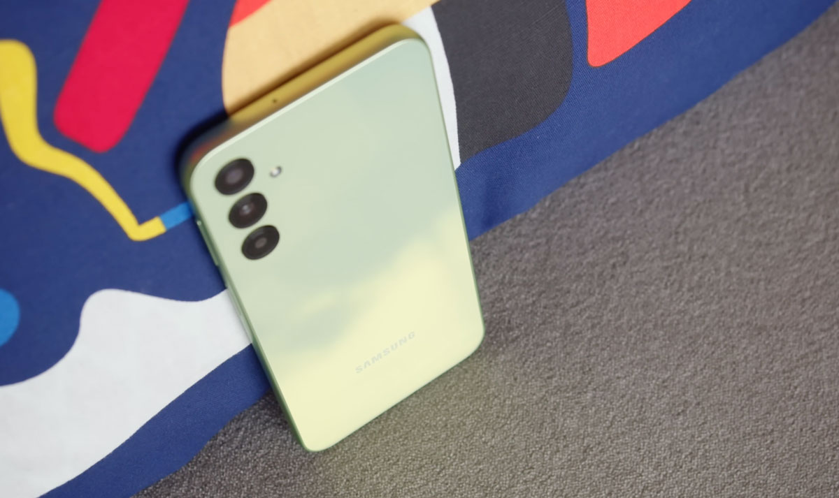 Огляд Samsung Galaxy A24 — Чи варто купувати у 2023 році?
