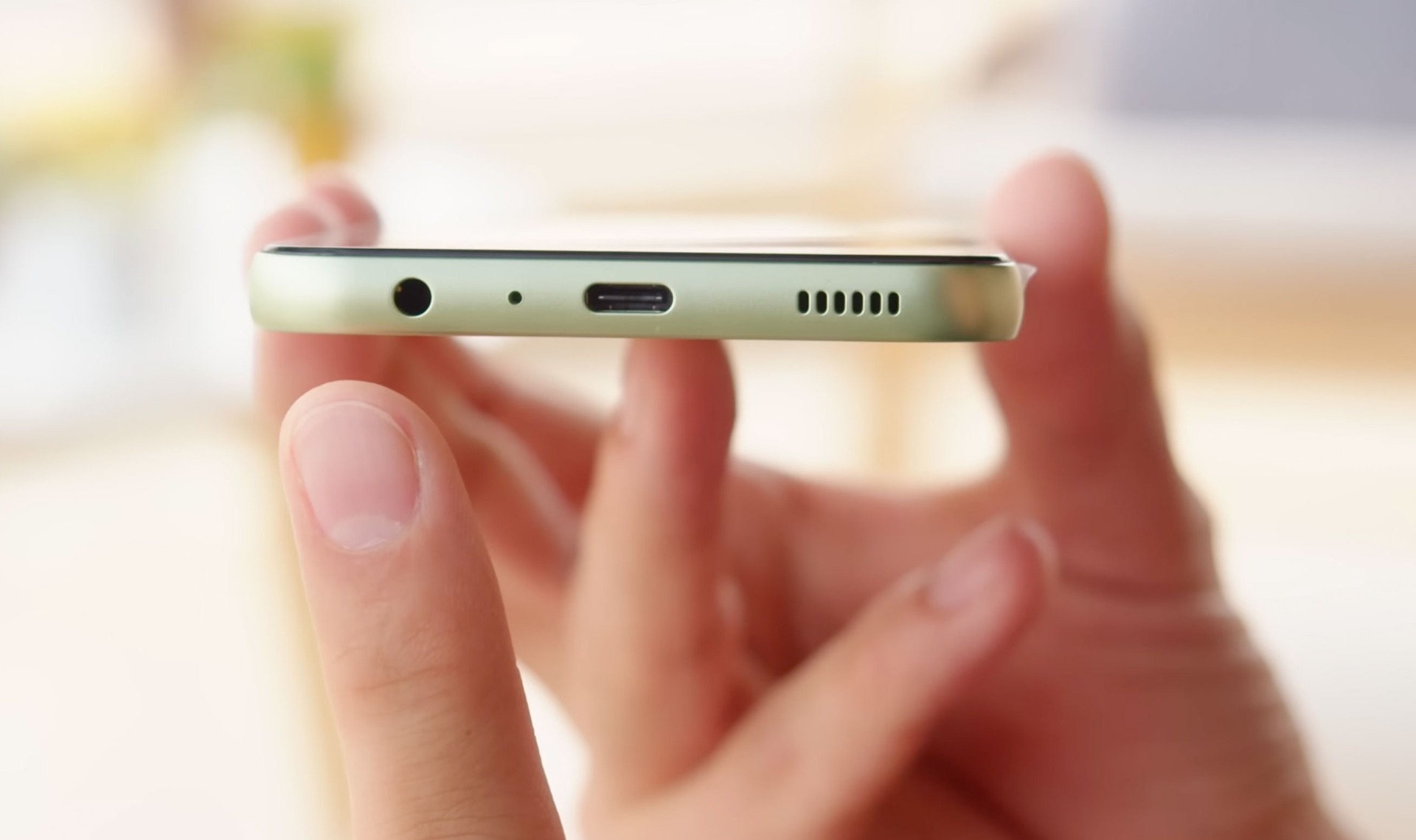 Огляд Samsung Galaxy A24 — Чи варто купувати у 2023 році?