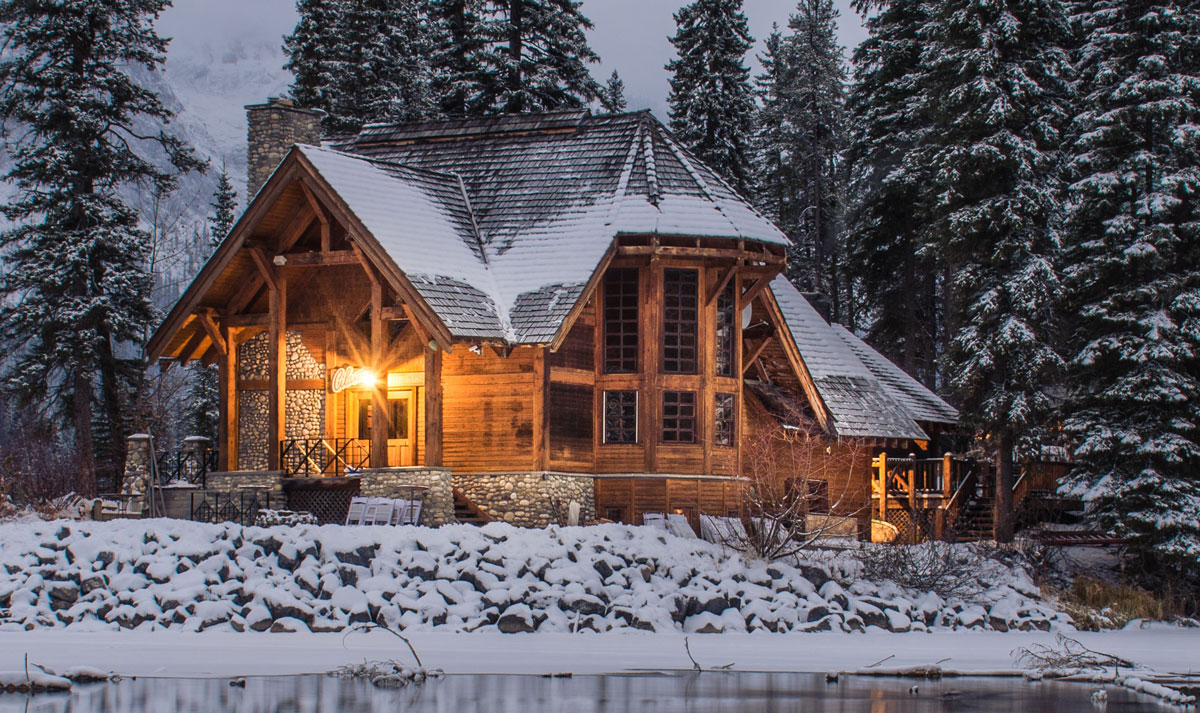 Як зекономити на комуналці взимку — готуємося до зими у суворих умовах