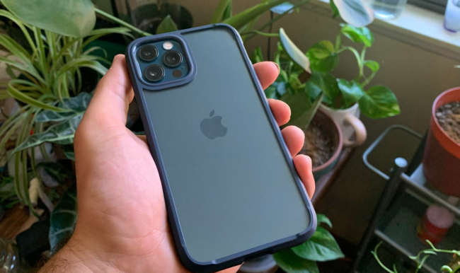 Огляд чохлів Spigen — історія якості та унікального стилю