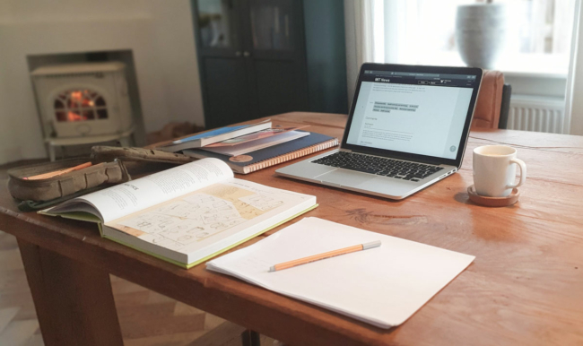 Ноутбуки та планшети: Як вони змінюють сучасну освіту