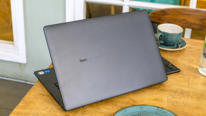 Огляд ноутбука Xiaomi Mi RedmiBook 15 — Ідеальне поєднання продуктивності та доступності