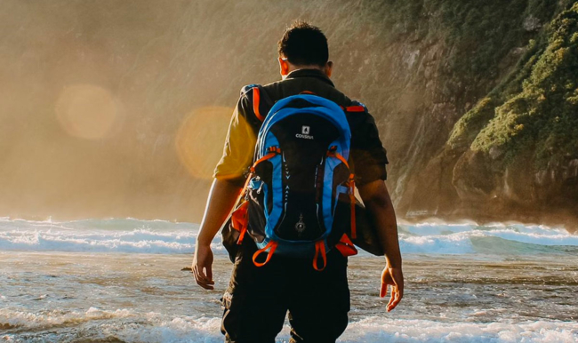 Як організувати бюджетний літній відпочинок: ТОП ґаджетів і лайфхаків, які вам знадобляться