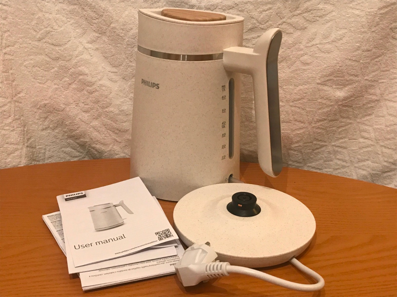 Огляд на електричяний чайник: Philips серії 5000 HD9365/10