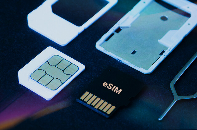 eSIM в Україні — що треба знати про технологію, які оператори підтримують?