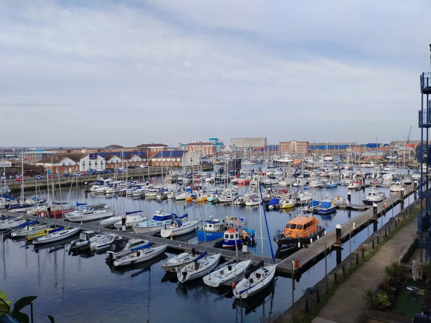 Огляд смартфону Poco X5 5G — Чи варто купувати у 2023 році?