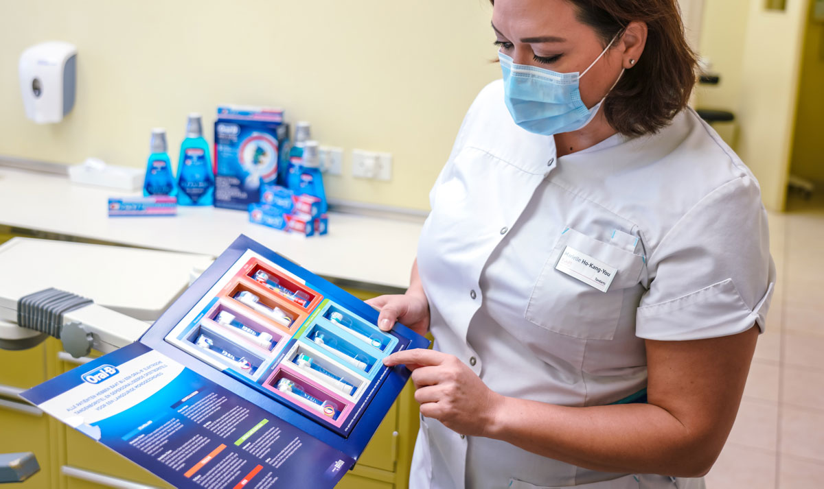 Як обрати електричну зубну щітку?