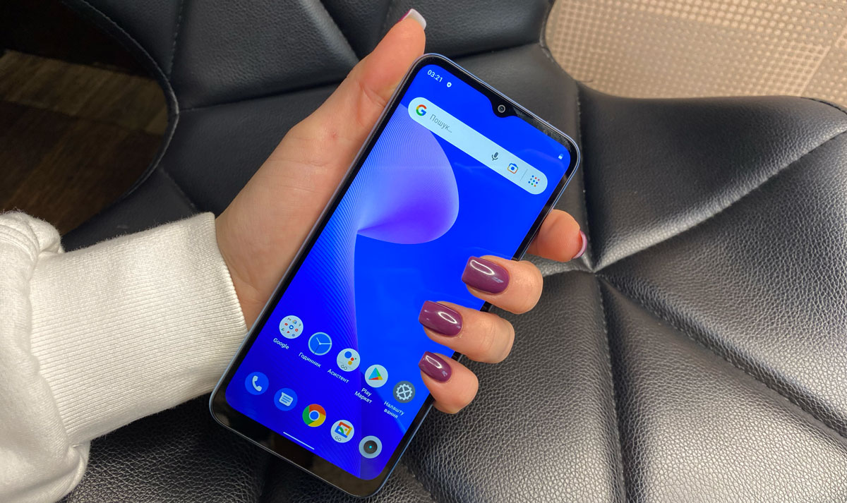 Дисплей смартфону